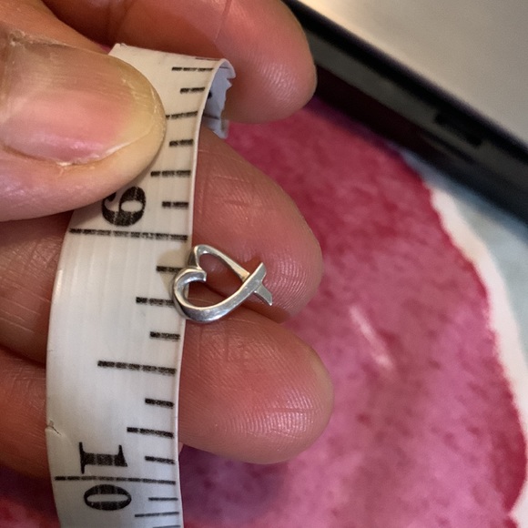 Tiffany&co single Earring. - Picture 6 of 8